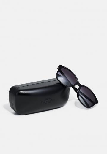 Солнечные очки