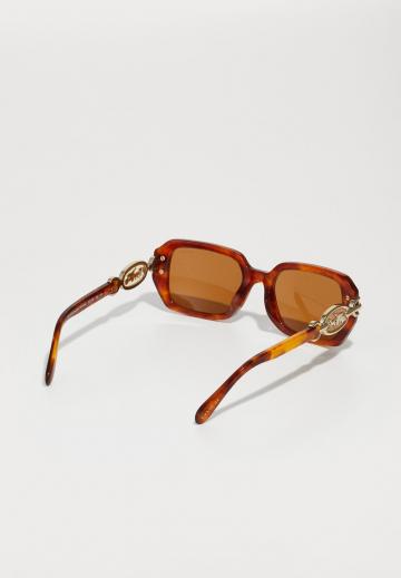 Солнечные очки