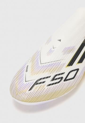 Футбольные бутсы