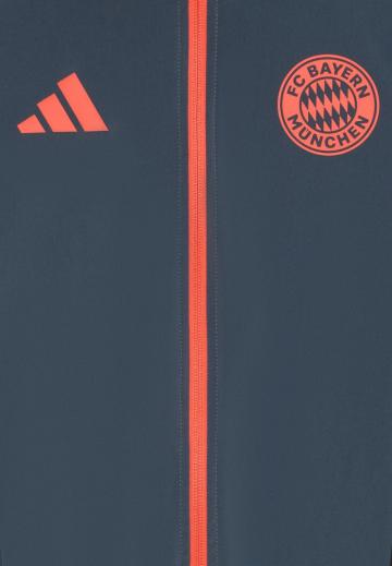 Спортивная куртка