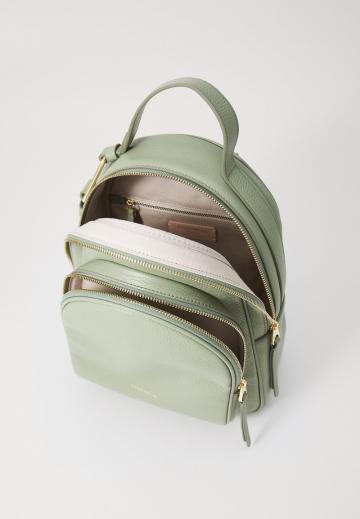 Кожаный рюкзак