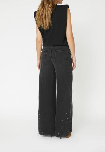 Клешеные джинсы