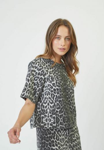 Джинсовая блузка