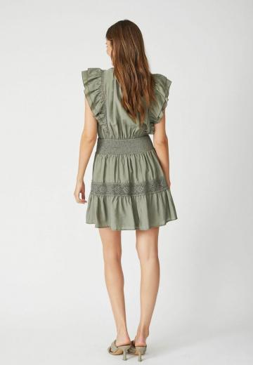 Короткое платье