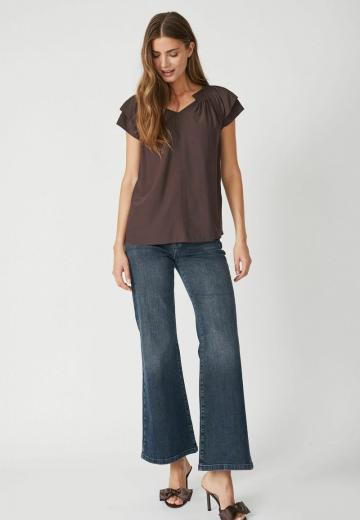 Клешеные брюки