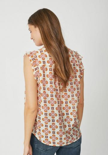 Блузка без рукавов