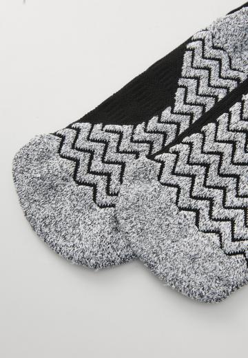 Спортивные носки