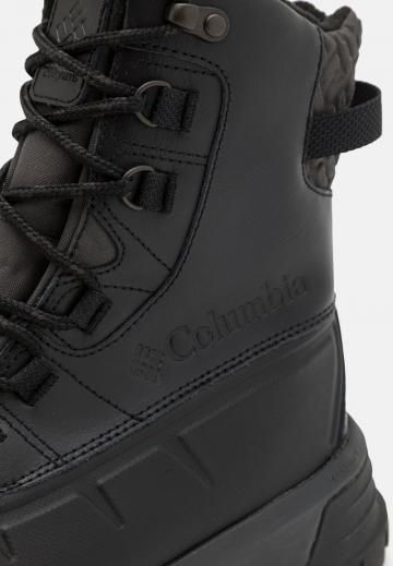 Походные ботинки