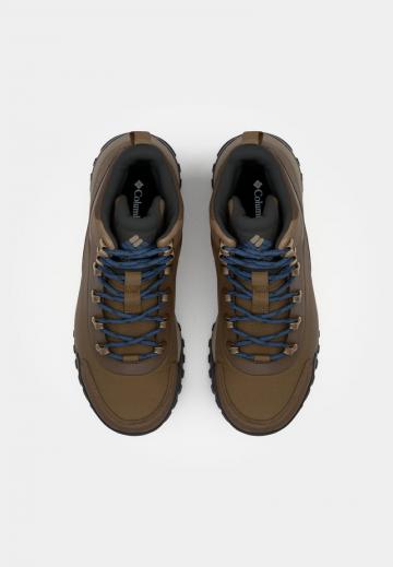 Походные ботинки