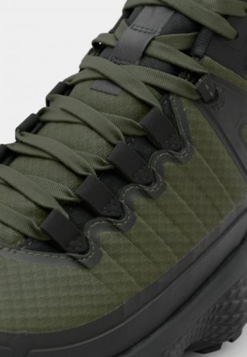 Походные ботинки