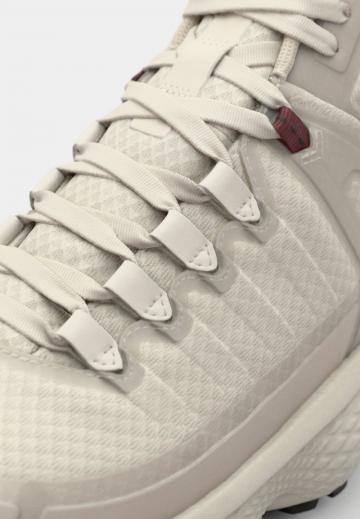 Походные ботинки