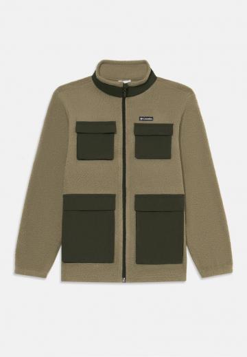 Спортивная куртка