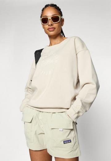 Спортивная толстовка