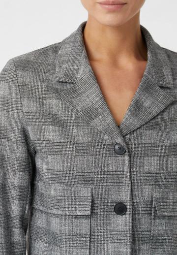 Короткая куртка