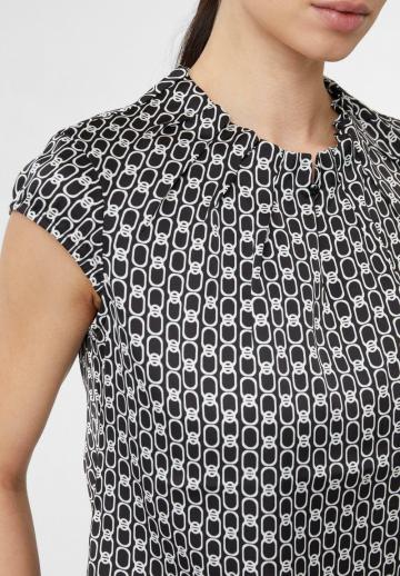 Атласная блузка