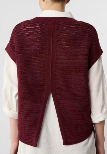 Пуловер без рукавов