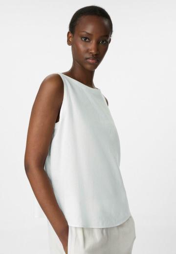 Блузка без рукавов