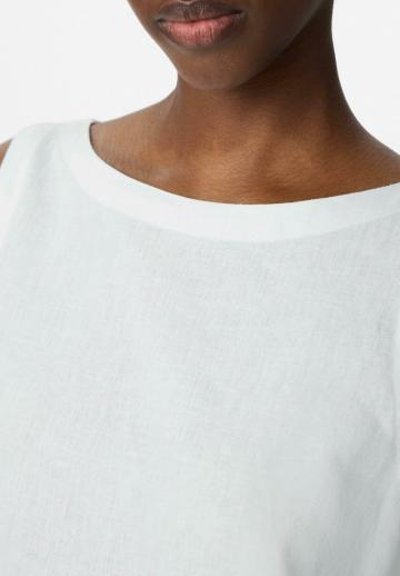 Блузка без рукавов