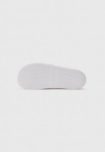 Футбольные бутсы