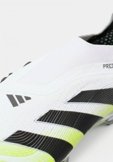 Футбольные бутсы