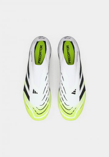 Футбольные бутсы