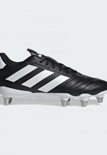 Футбольные бутсы