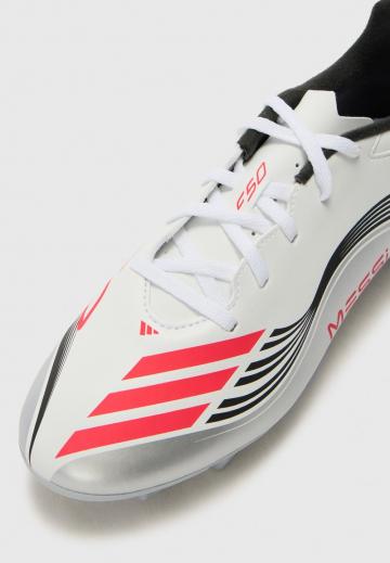 Футбольные бутсы