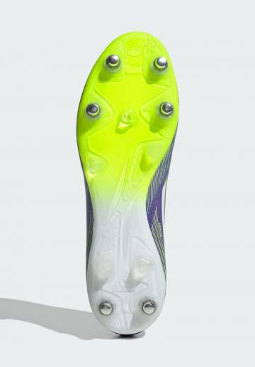 Футбольные бутсы