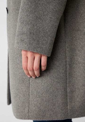 Шерстяное пальто