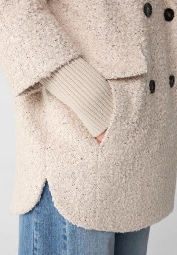 Короткое пальто