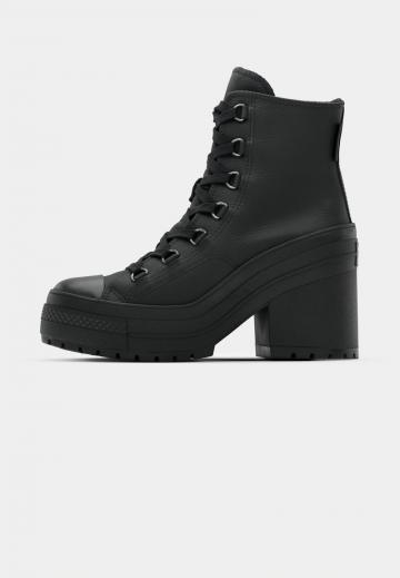 Ботинки на шнуровке