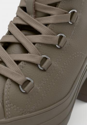 Высокие кеды