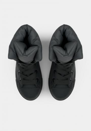 Зимние ботинки