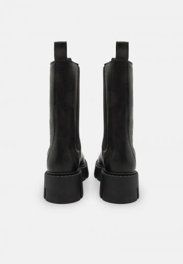 Сапоги на платформе