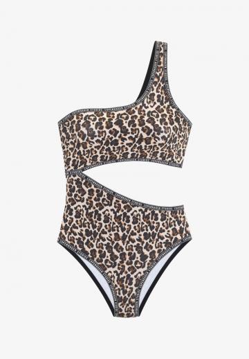 Слитный купальник