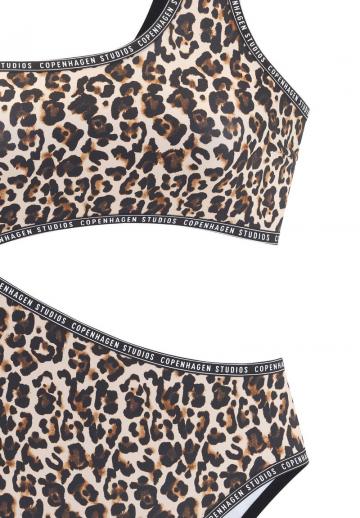 Слитный купальник