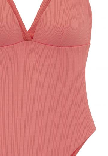 Слитный купальник