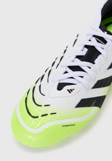 Футбольные бутсы