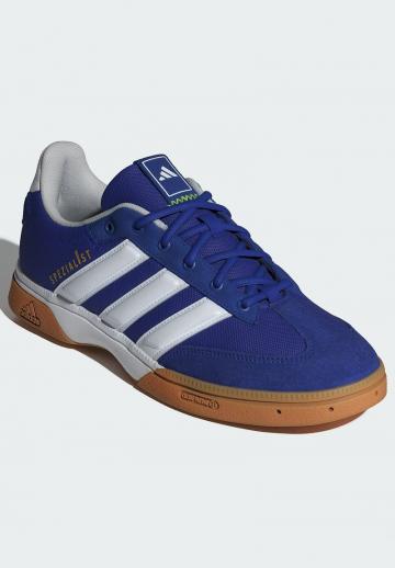 Кроссовки для зала