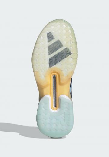 Кроссовки для зала