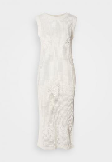 Пляжное платье