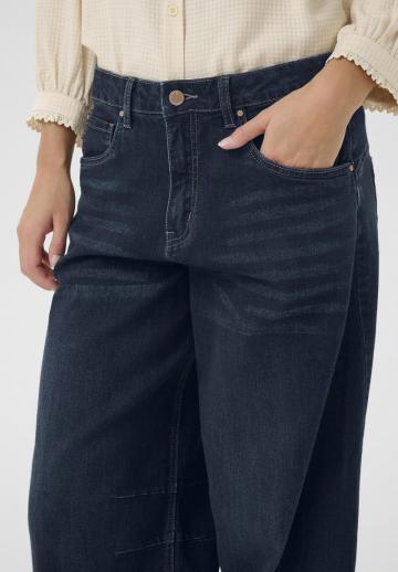 Свободные джинсы