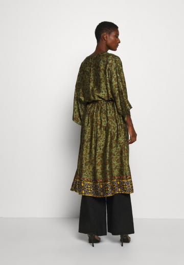 Длинная куртка