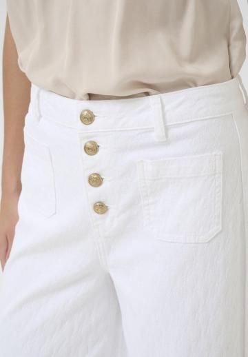 Клешеные джинсы