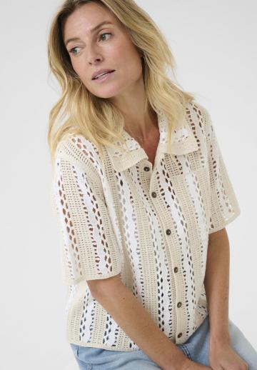 Вязаная кофта