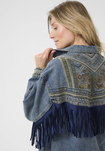 Джинсовая куртка