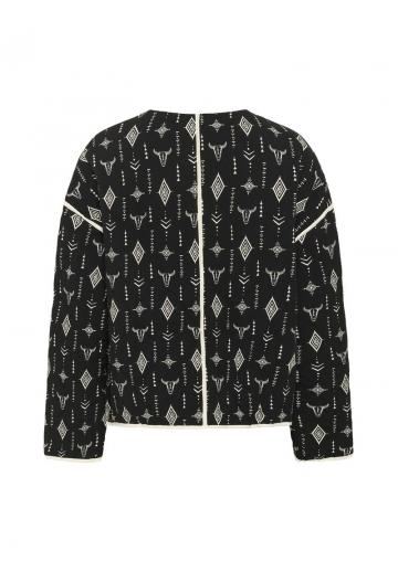 Жаккардовая вязаная кофта