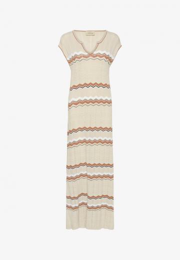 Вязаное платье