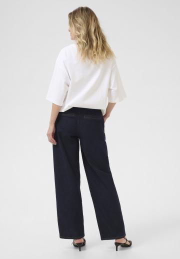 Свободные джинсы