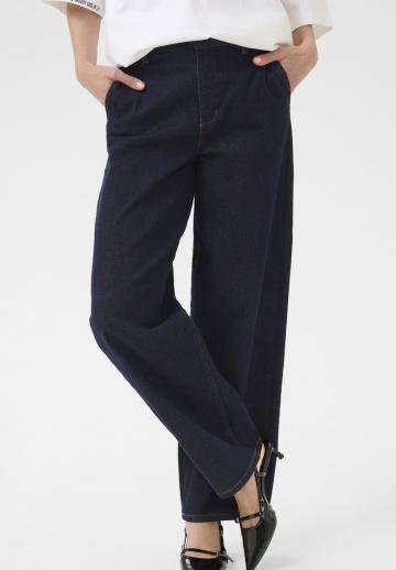 Свободные джинсы